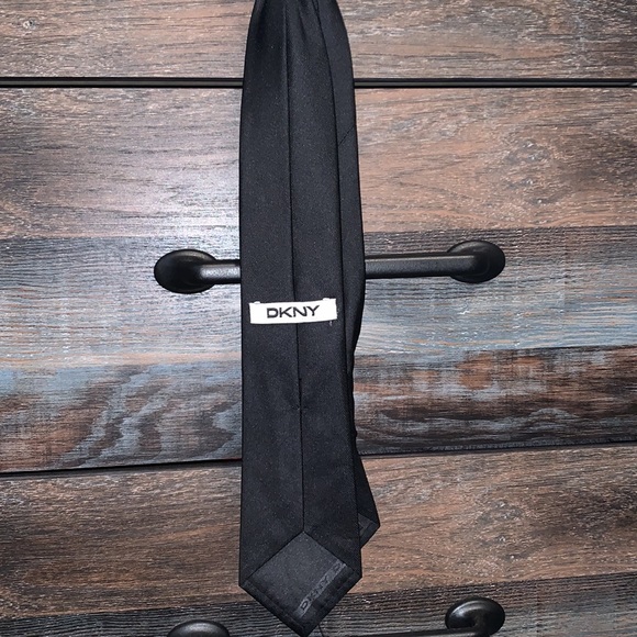 Solid black DNKY tie - Picture 3 of 3